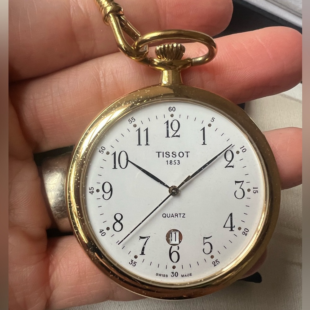 EUC TISSOT POCKET WATCH. CASE AND DUST BAG INCLUDED. - Picture 13 of 13